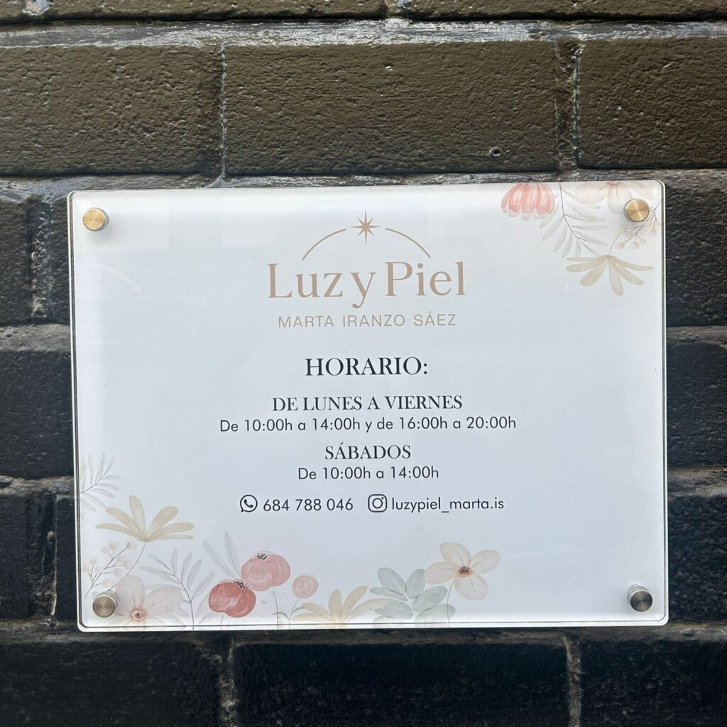 luz y piel entrada cartel